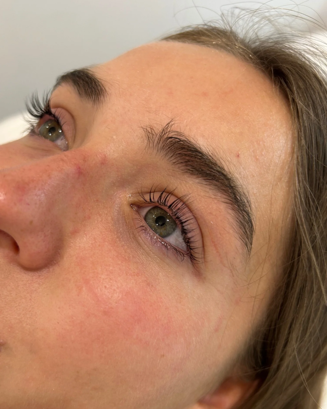 Lash Lifts in Noosa: Wake Up to Effortless Lashes Every Day